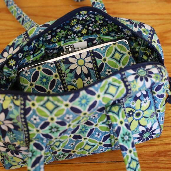 Vera Bradley Daisy Daisy Purse + Wallet Set - Picture 5 of 5